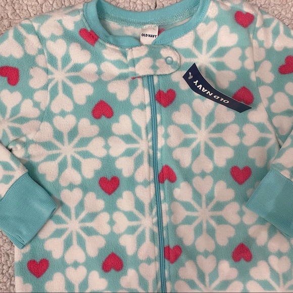 Baby Girl Footed Sleeper with Zip; Old Navy; 18-24 Months - Picture 2 of 7